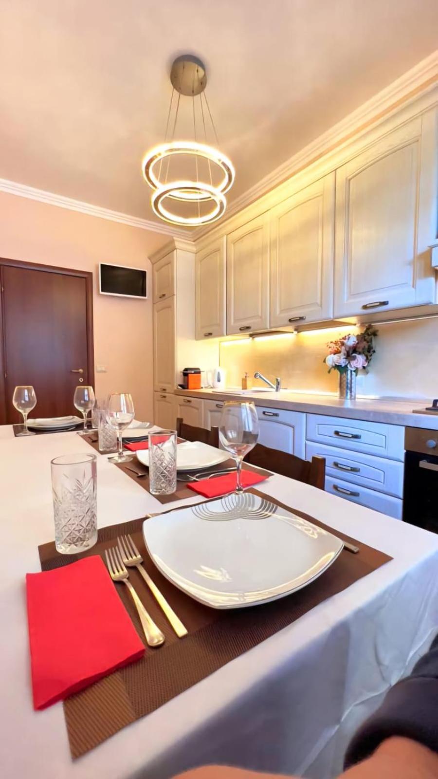 Bellaria Casa Indipendente-Giardino Privato-Free Parking-Wifi-Strategic Location 5 Terre-Portofino Appartement Rapallo Buitenkant foto